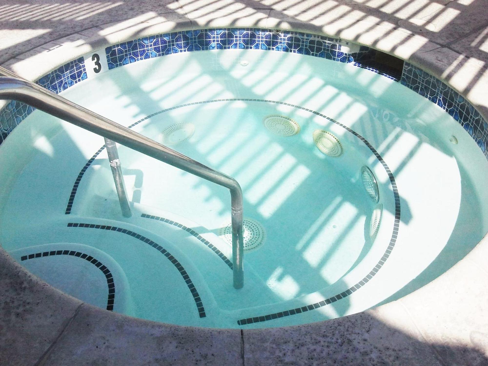 Super 8 By Wyndham Santa Clarita/Valencia Motel Dış mekan fotoğraf